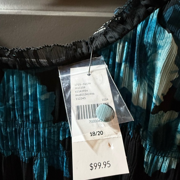 Torrid Black and Blue Floral Midi Dress - Picture 3 of 3